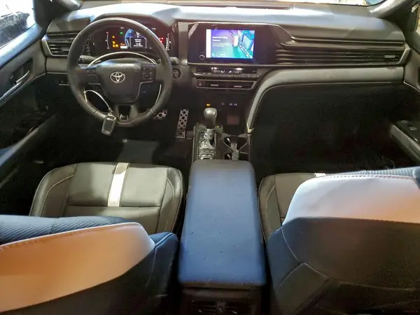 4T1DAACK1SU128904 2025 TOYOTA CAMRY - Image 8