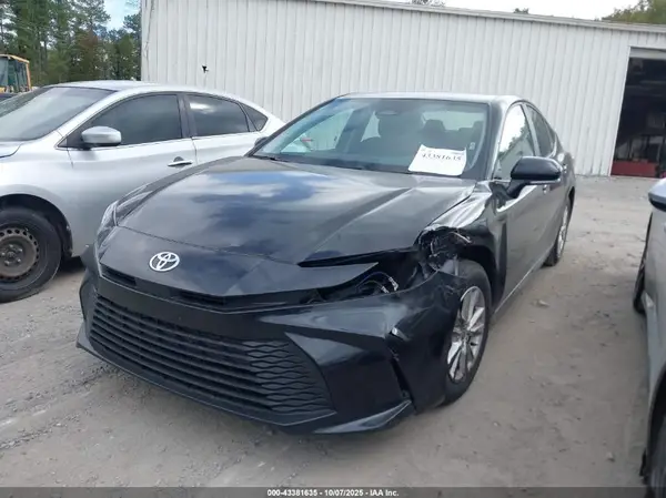 4T1DAACK1SU136064 2025 TOYOTA CAMRY - Image 2