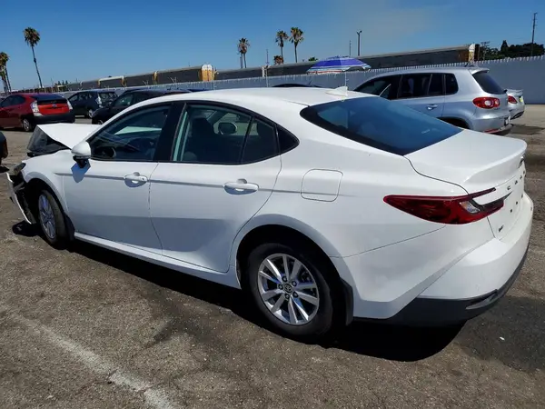 4T1DAACK1SU146223 2025 TOYOTA CAMRY - Image 2