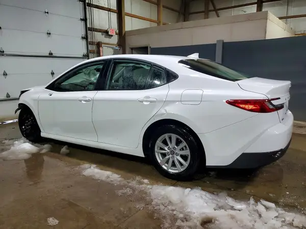 4T1DAACK1SU146884 2025 TOYOTA CAMRY - Image 2