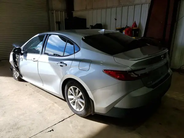 4T1DAACK1SU153141 2025 TOYOTA CAMRY - Image 2