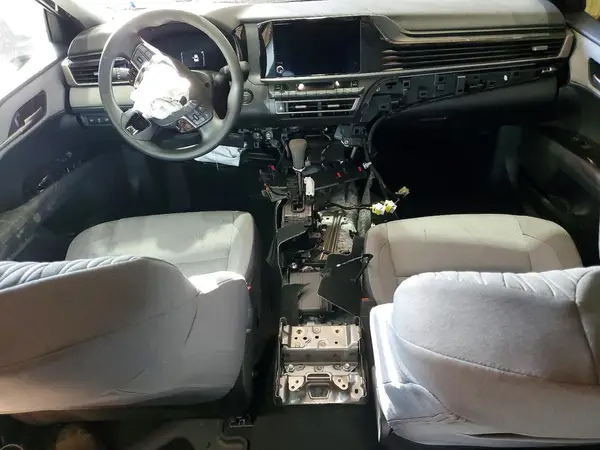 4T1DAACK1SU153141 2025 TOYOTA CAMRY - Image 8