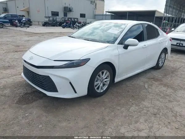 4T1DAACK1SU166181 2025 TOYOTA CAMRY - Image 2