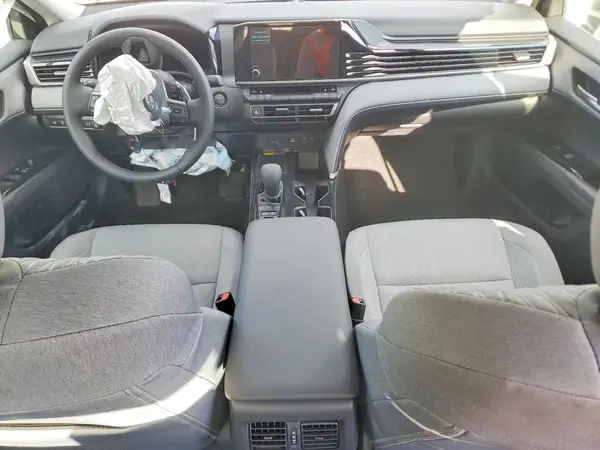 4T1DAACK1SU169968 2025 TOYOTA CAMRY - Image 8