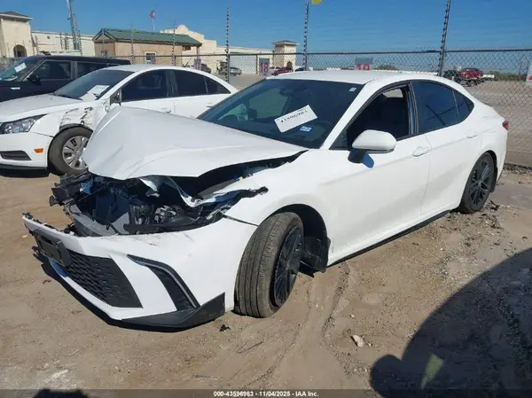 4T1DAACK1SU172983 2025 TOYOTA CAMRY - Image 2