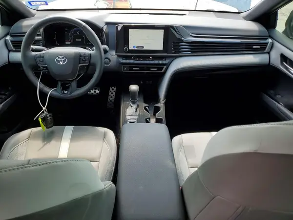 4T1DAACK1SU173728 2025 TOYOTA CAMRY - Image 8