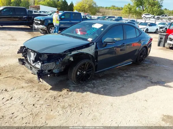 4T1DAACK1SU174300 2025 TOYOTA CAMRY - Image 2