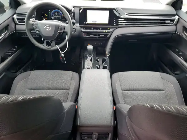4T1DAACK1SU179075 2025 TOYOTA CAMRY - Image 8