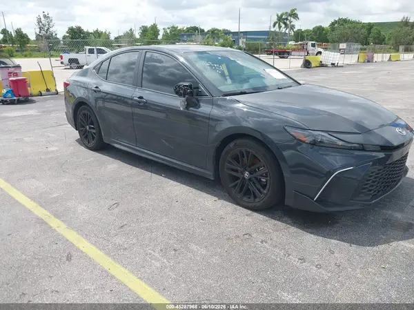 4T1DAACK1SU184826 2025 TOYOTA CAMRY - Image 1