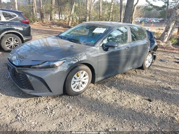 4T1DAACK1SU186429 2025 TOYOTA CAMRY - Image 2