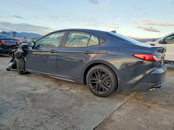 4T1DAACK1SU190884 2025 TOYOTA CAMRY - Image 2