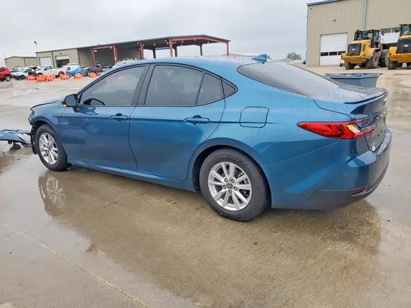 4T1DAACK1SU195535 2025 TOYOTA CAMRY - Image 2
