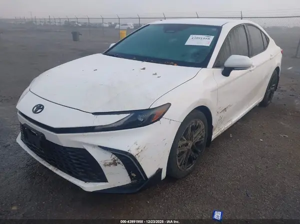 4T1DAACK1SU201110 2025 TOYOTA CAMRY - Image 2