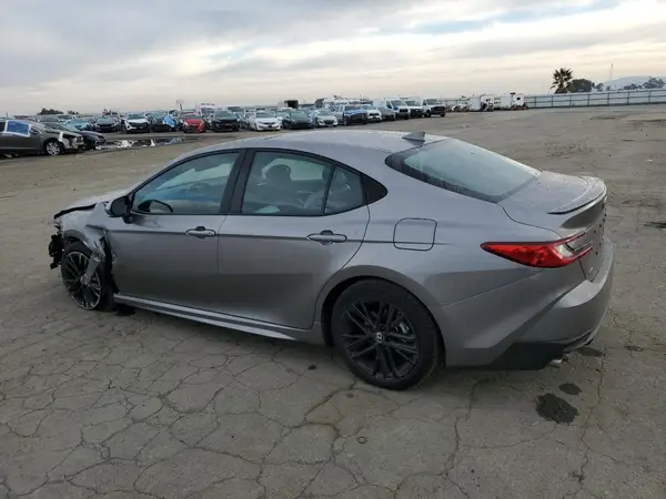 4T1DAACK1SU510706 2025 TOYOTA CAMRY - Image 2