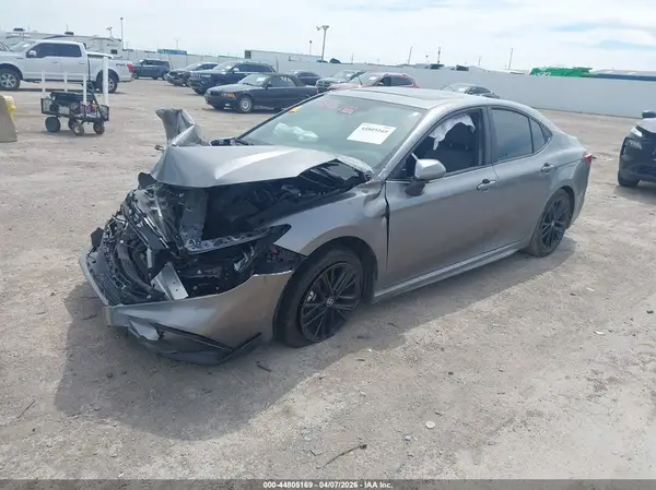 4T1DAACK1SU518174 2025 TOYOTA CAMRY - Image 2