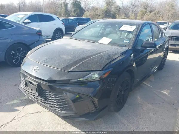 4T1DAACK1SU518210 2025 TOYOTA CAMRY - Image 2