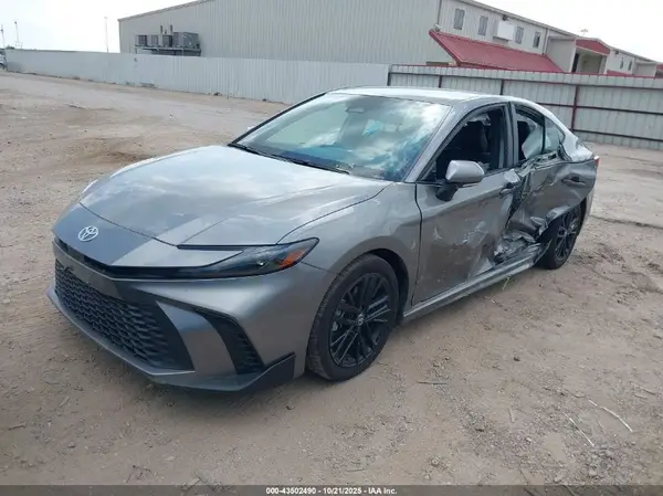 4T1DAACK1SU519146 2025 TOYOTA CAMRY - Image 2