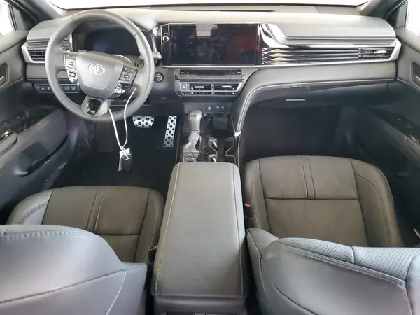 4T1DAACK1SU519213 2025 TOYOTA CAMRY - Image 8