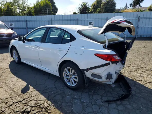 4T1DAACK1SU520233 2025 TOYOTA CAMRY - Image 2