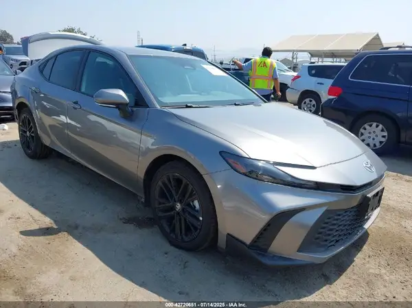4T1DAACK1SU524766 2025 TOYOTA CAMRY - Image 1