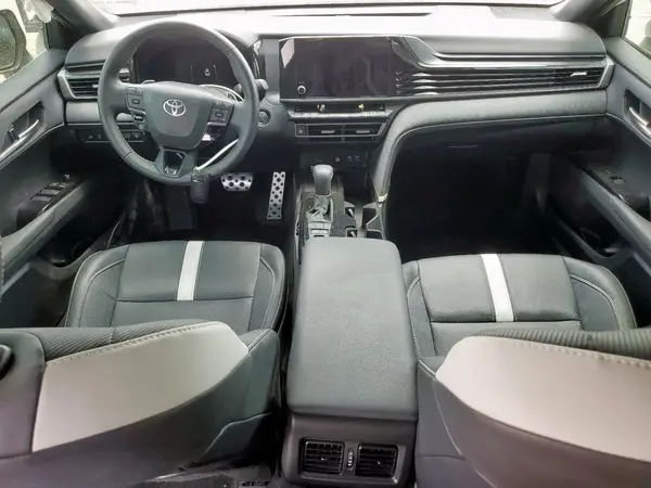 4T1DAACK1SU524802 2025 TOYOTA CAMRY - Image 8