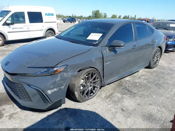 4T1DAACK1SU525156 2025 TOYOTA CAMRY - Image 2