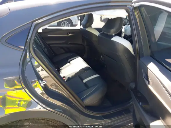 4T1DAACK1SU525156 2025 TOYOTA CAMRY - Image 8