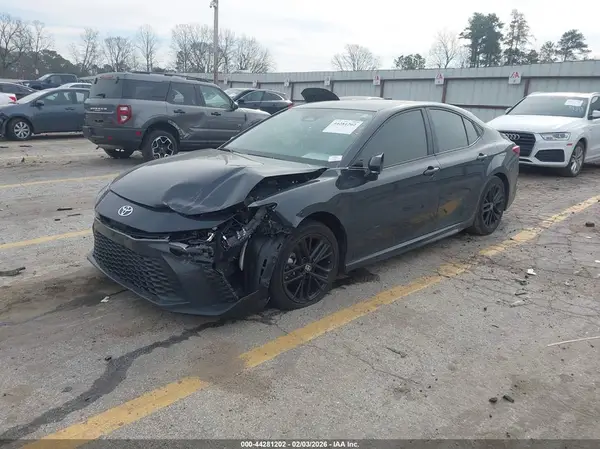 4T1DAACK1SU525786 2025 TOYOTA CAMRY - Image 2
