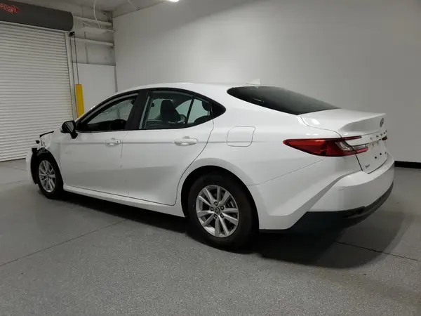 4T1DAACK1SU527134 2025 TOYOTA CAMRY - Image 2