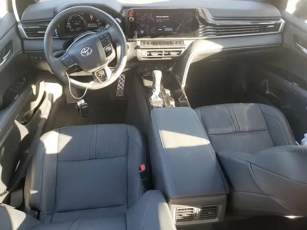 4T1DAACK1SU527926 2025 TOYOTA CAMRY - Image 8