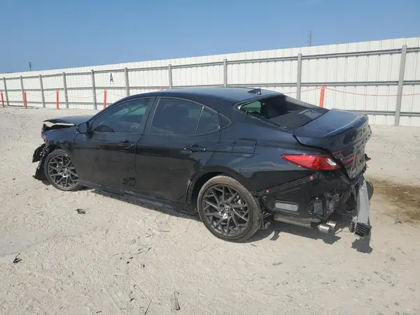 4T1DAACK1SU530776 2025 TOYOTA CAMRY - Image 2