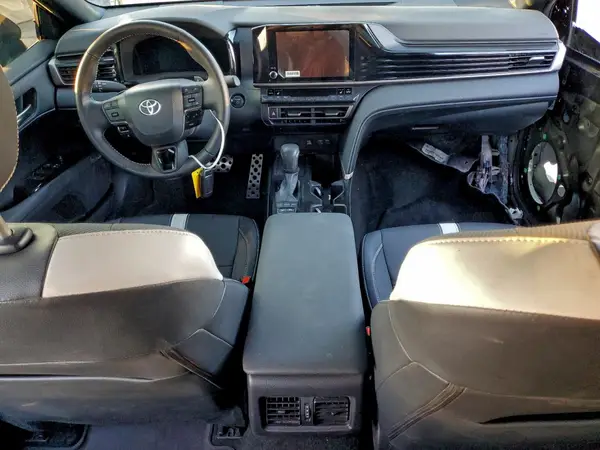 4T1DAACK1SU531152 2025 TOYOTA CAMRY - Image 8