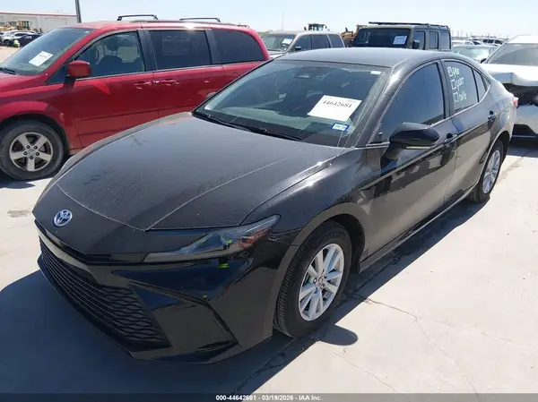 4T1DAACK1SU534634 2025 TOYOTA CAMRY - Image 2