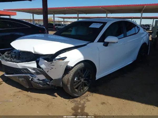 4T1DAACK1SU541129 2025 TOYOTA CAMRY - Image 2