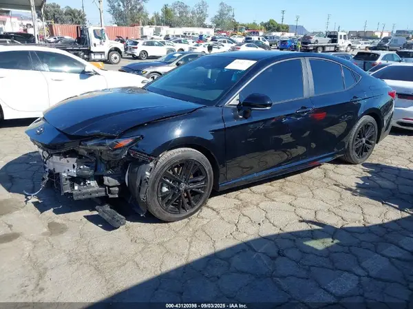 4T1DAACK1SU541695 2025 TOYOTA CAMRY - Image 2