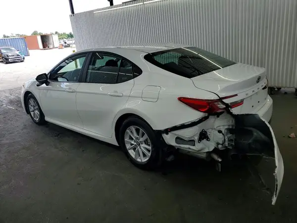 4T1DAACK1SU552356 2025 TOYOTA CAMRY - Image 2