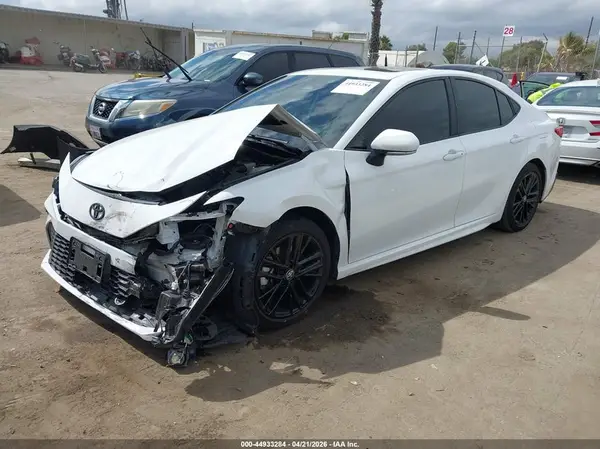 4T1DAACK1SU557217 2025 TOYOTA CAMRY - Image 2
