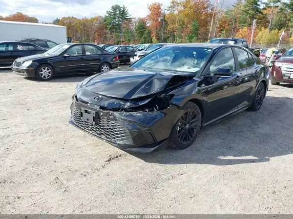 4T1DAACK1SU559193 2025 TOYOTA CAMRY - Image 2