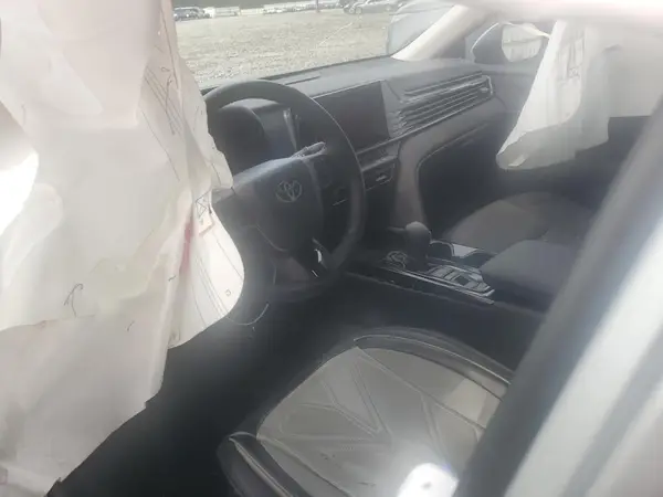 4T1DAACK1SU559355 2025 TOYOTA CAMRY - Image 8