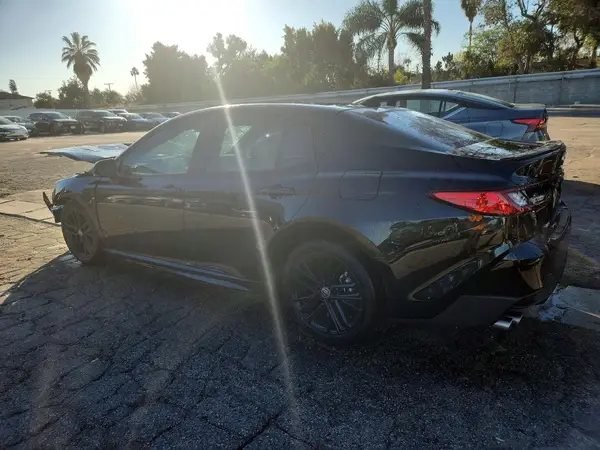4T1DAACK1SU560053 2025 TOYOTA CAMRY - Image 2