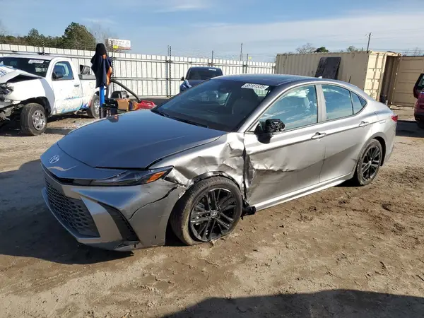 4T1DAACK1SU564166 2025 TOYOTA CAMRY - Image 1
