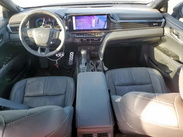 4T1DAACK1SU567942 2025 TOYOTA CAMRY - Image 8