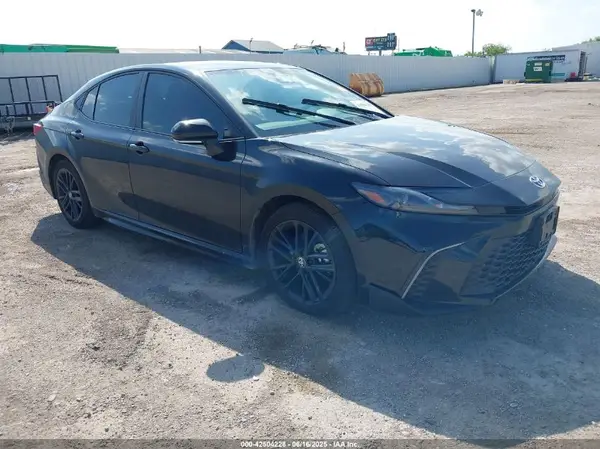 4T1DAACK1SU579993 2025 TOYOTA CAMRY - Image 1