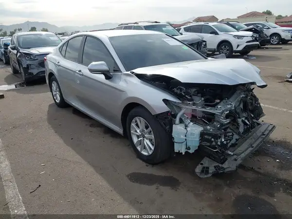 4T1DAACK1SU582988 2025 TOYOTA CAMRY - Image 1
