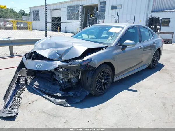 4T1DAACK1SU587995 2025 TOYOTA CAMRY - Image 2