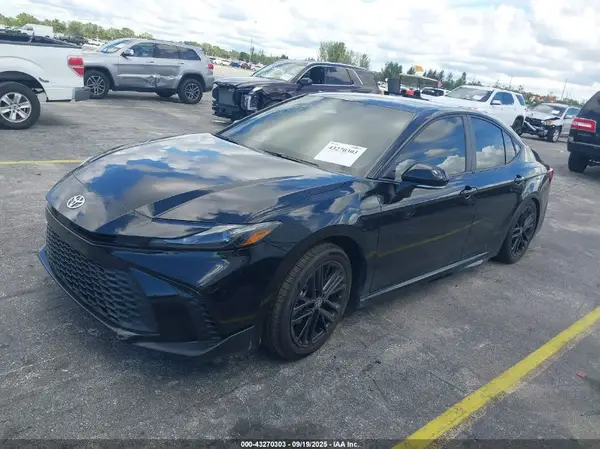 4T1DAACK1SU592341 2025 TOYOTA CAMRY - Image 2