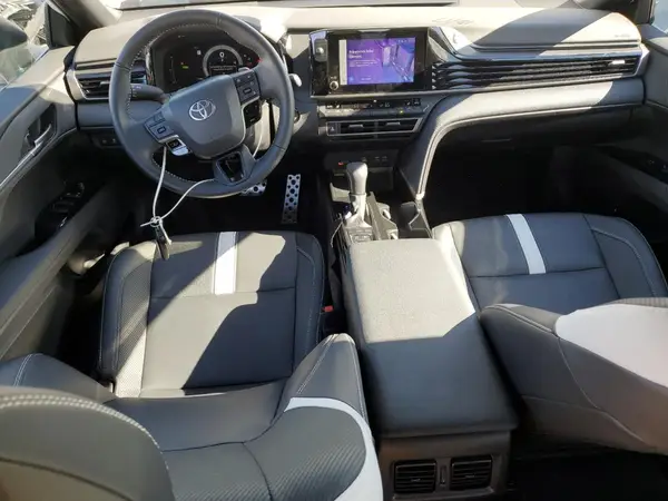 4T1DAACK1SU592386 2025 TOYOTA CAMRY - Image 8