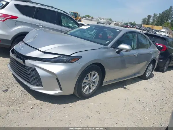 4T1DAACK1SU593599 2025 TOYOTA CAMRY - Image 2