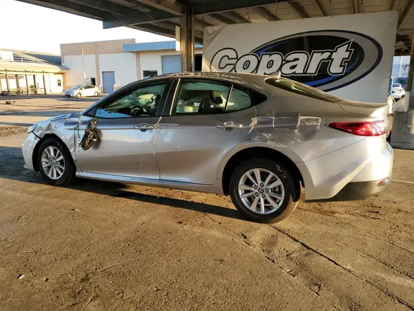 4T1DAACK1SU594204 2025 TOYOTA CAMRY - Image 2