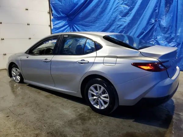 4T1DAACK1SU596194 2025 TOYOTA CAMRY - Image 2